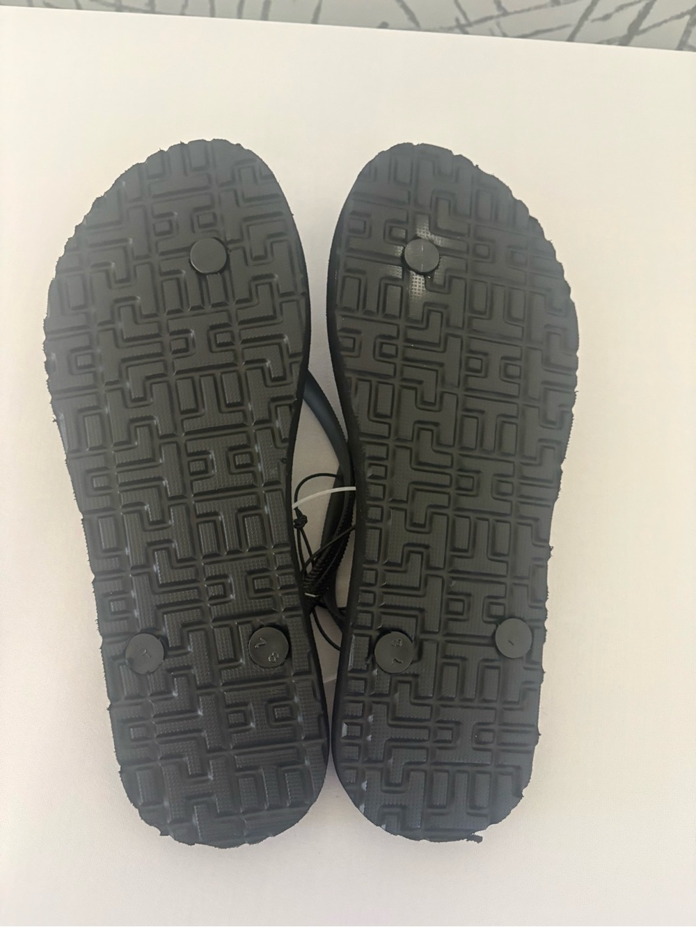 Tommy Hilfiger Black & White Striped Women's Flip Flops - Picture 4 of 6